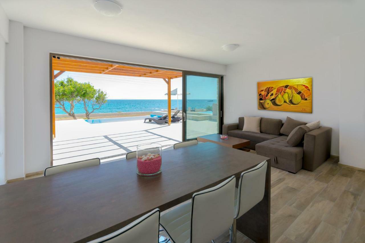 Mary Beach Rodakino Exterior photo