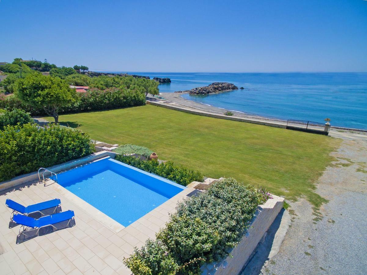 Mary Beach Rodakino Exterior photo